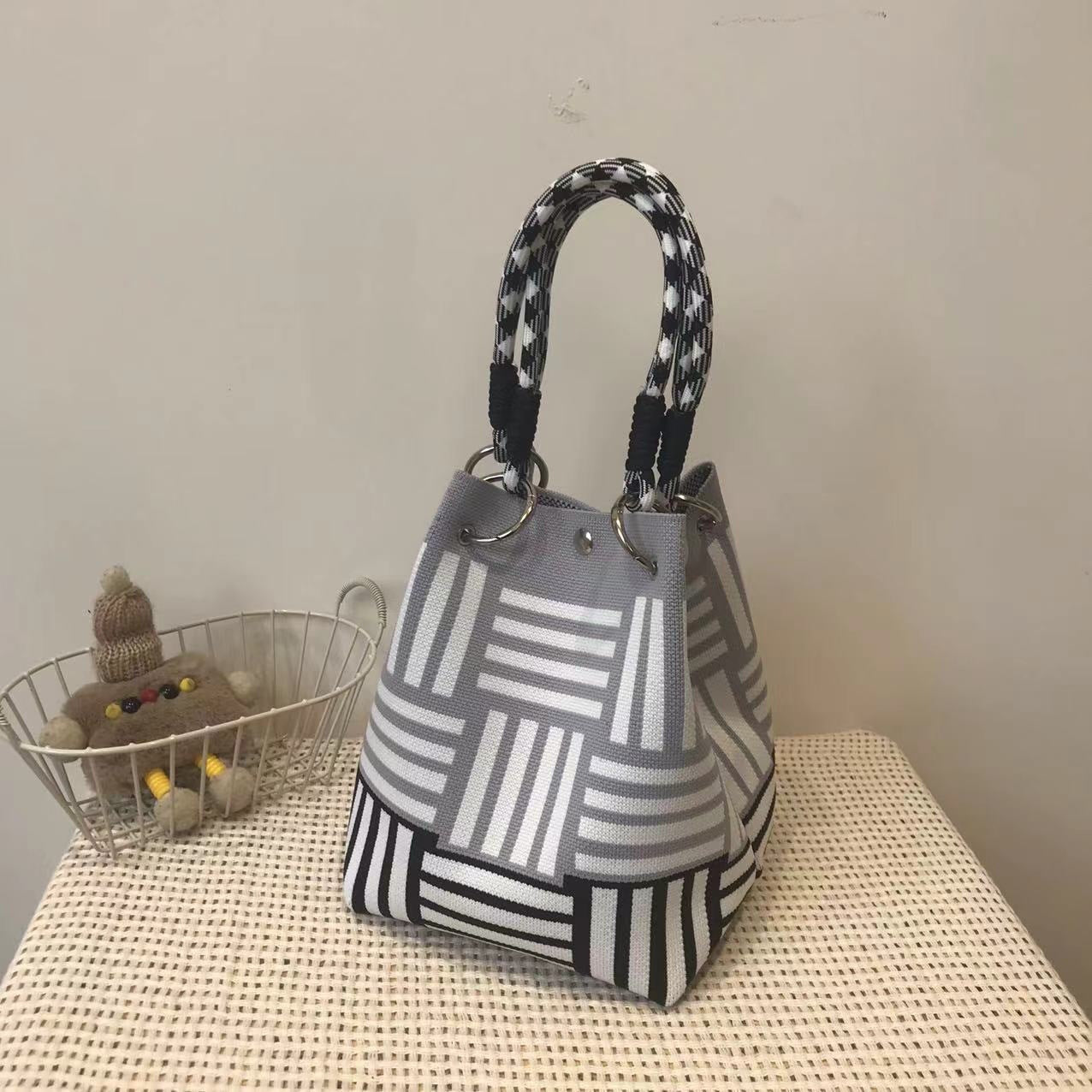 Black and White Rhombus Knitted Tote Bag Women's Casual Versatile Large Capacity Messenger Bag Handbag