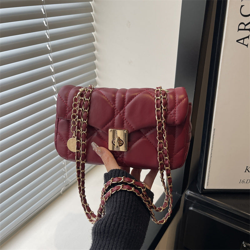 French Oil Wax Leather Women's Spring New Diamond Embroidery Thread Lock Commuter Chain Crossbody Shoulder Small Square Bag