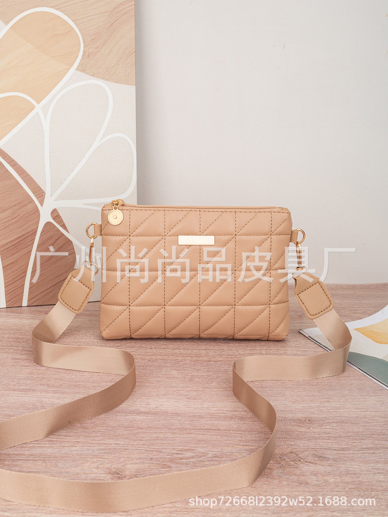 Messenger Bag Women's Urban Simple Refreshing Stylish Coin Clutch Portable Mini Phone Bag
