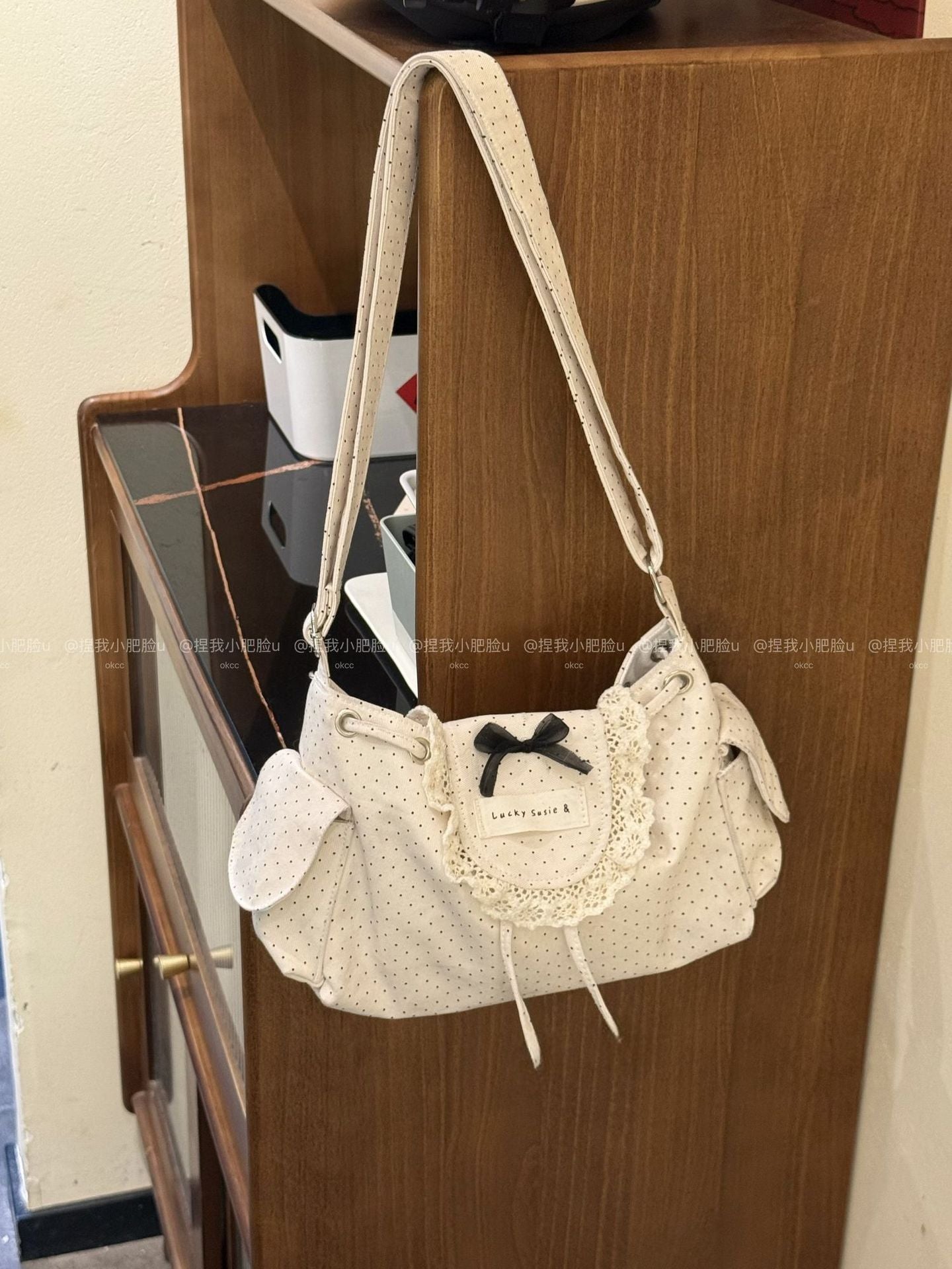Korean Cute Polka Dot Shoulder Bag with Lace Trim and Bow Detail, Drawstring Flap Design for Daily Use