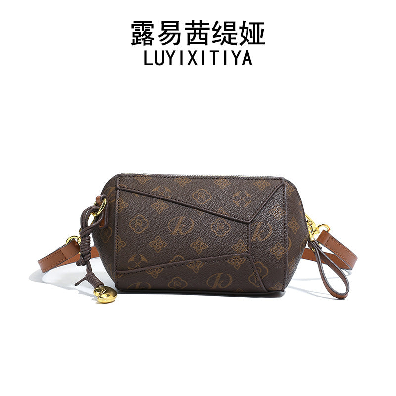 New Letter Printing Fashion Messenger Bag Women's Urban Simple Style Zipper Design Practical Inner Bag Commuter's All-Matching Shoulder Bag