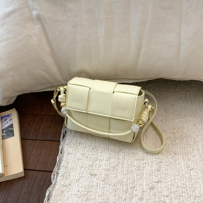 Korean Style Knitted Messenger Bag New Small Square Bag Cute Pendant Everyday Joker Fashion Handbag