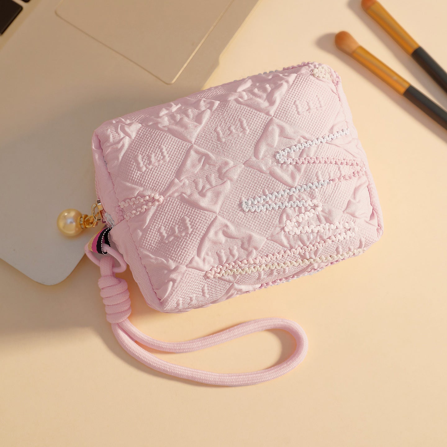 Cute Square Cosmetic Pouch with Embroidery Design, Portable Makeup Bag for Daily Use and Travel