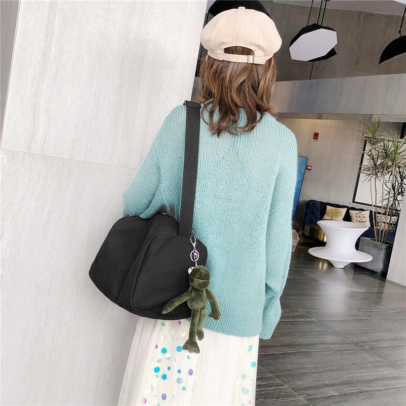 Korean Street Style Canvas Shoulder Bag for Women, Minimalist Urban Design with Zipper Closure and Adjustable Strap