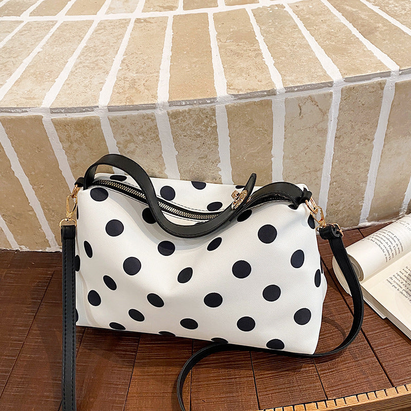 High-Grade Polka Dot Shoulder Bag New Fashion Simple Urban Style Commuter Messenger Bag Everyday Joker