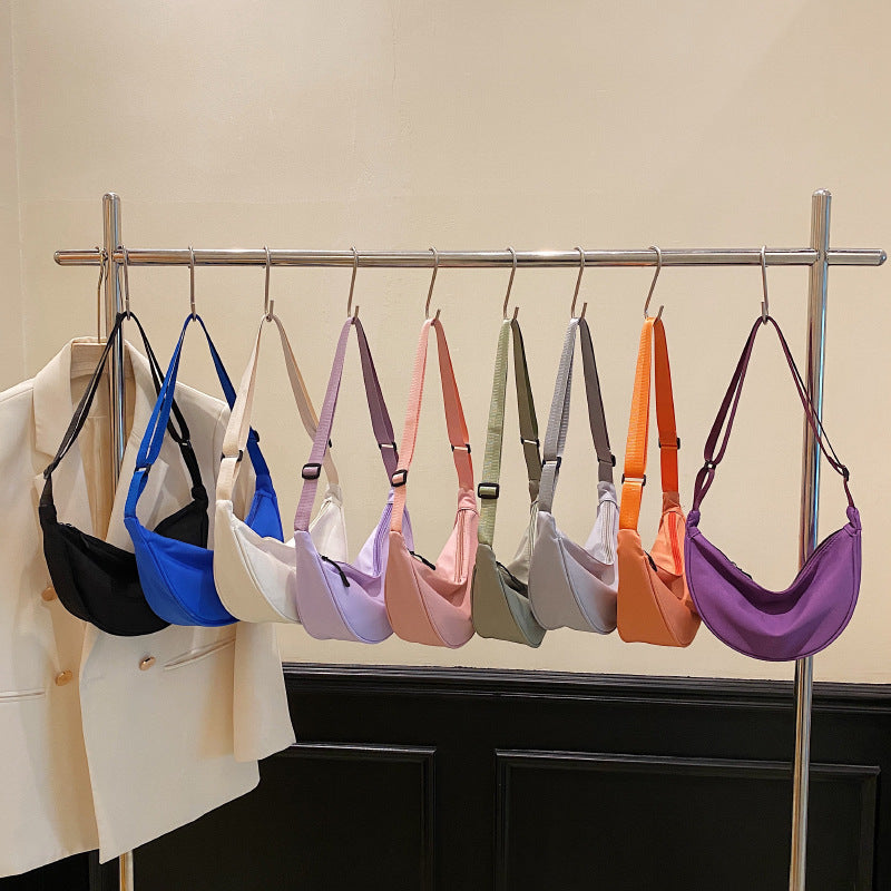Nylon Messenger Bag Women's New Fashionable Lightweight Sports Style Underarm Shoulder Bag