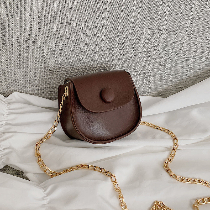 Saddle Bag Women's New Korean Style Solid Color Chain Shoulder Bag Lipstick Accessories Messenger Bag