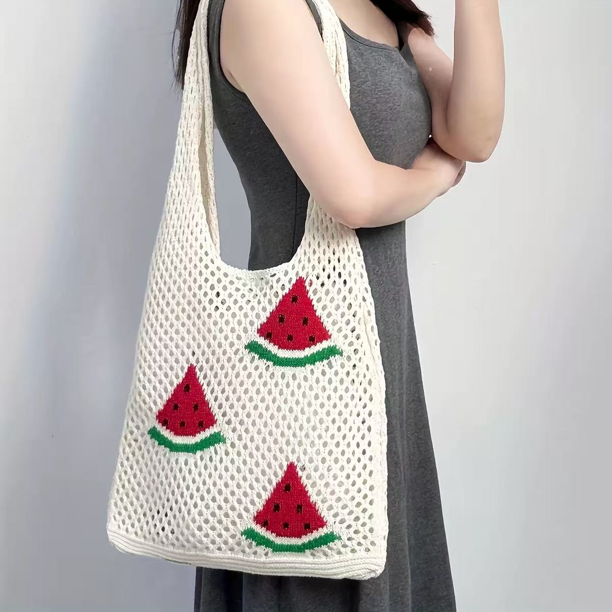 Women's Shoulder Bag Artistic Style Crocheted Daisy Tote Bag Beach Vacation Lightweight Shoulder Bag Leisure Travel Essential Woven Handbag
