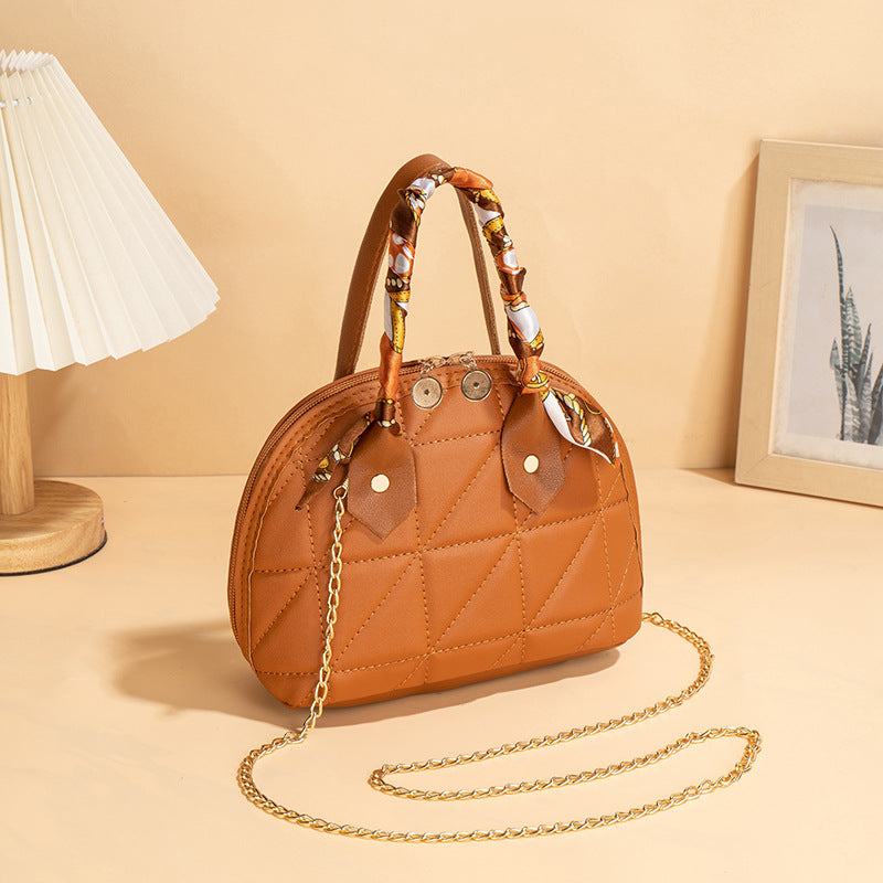 Stylish Quilted Shell Handbag with Chain Strap for Women, Fashionable Shoulder Crossbody Bag with Zipper Closure and Inner Pockets
