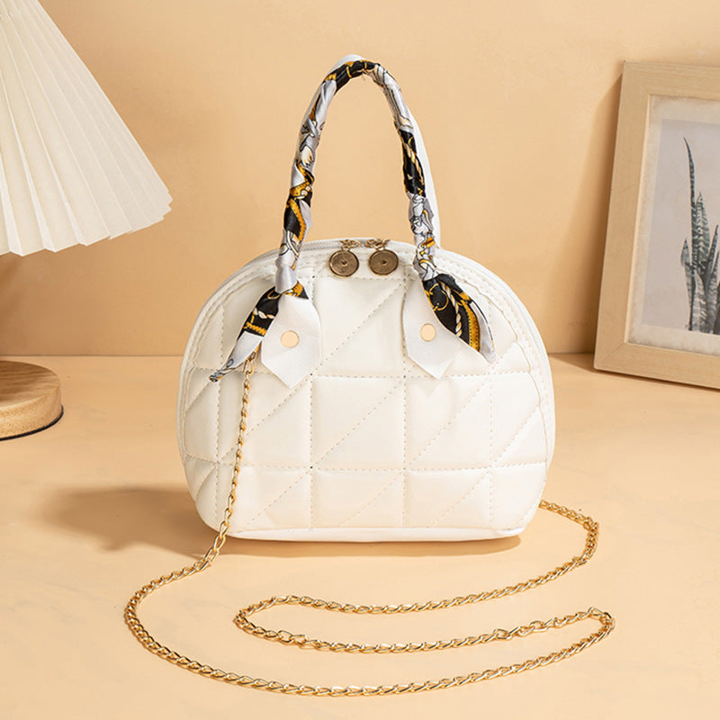 Stylish Quilted Shell Handbag with Chain Strap for Women, Fashionable Shoulder Crossbody Bag with Zipper Closure and Inner Pockets