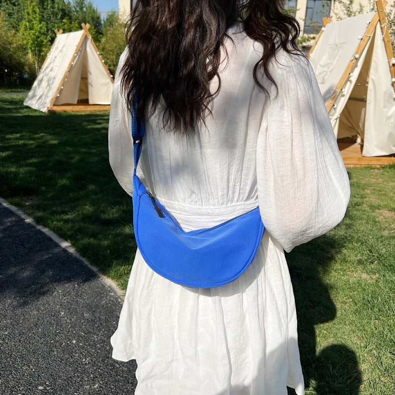 Nylon Messenger Bag Women's New Fashionable Lightweight Sports Style Underarm Shoulder Bag