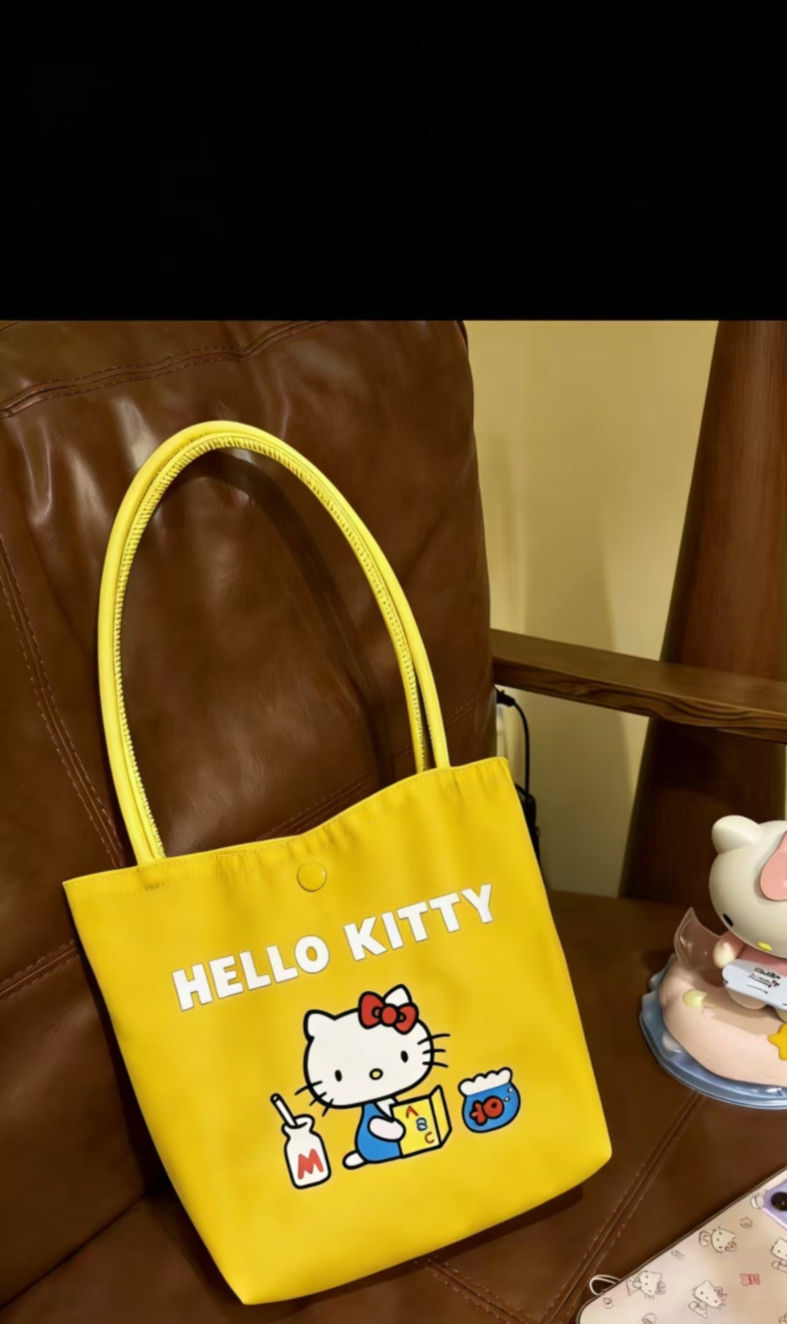 Cute Hello Kitty Tote Bag with Print Design, Perfect for Daily Use and Shopping