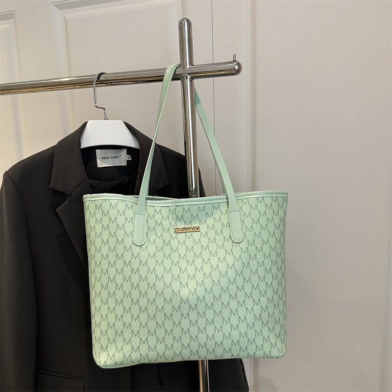 New Letter Printed Tote Women's Fashion Pu Shoulder Bag Zipper Closure Strap Mobile Phone Bag