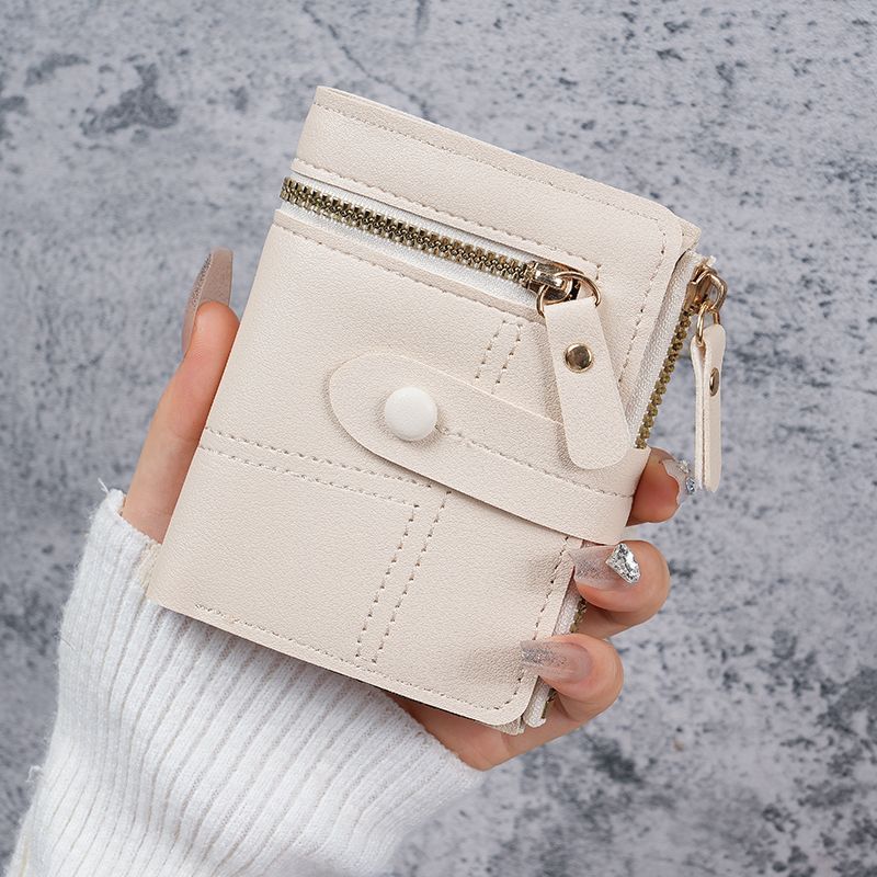 Chic Mini Wallet for Women with Zipper and Card Slots, Lightweight and Compact Design for Everyday Use