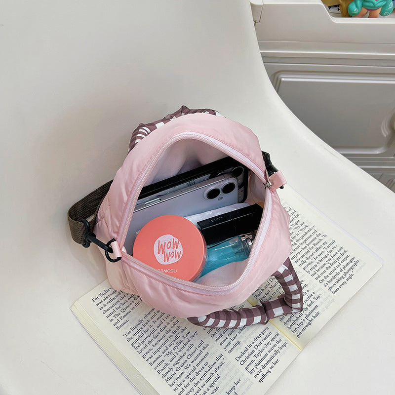 Korean Style Cute Hello Kitty Crossbody Bag Japanese Style Plaid Commuter Handbag Creative Cartoon Shoulder Bag