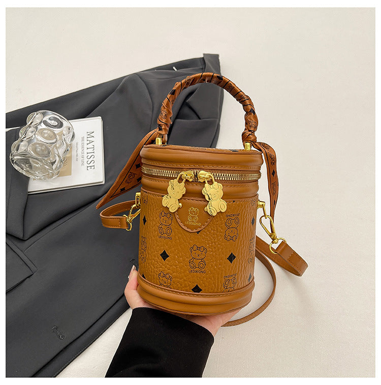 Retro Presbyopic Bucket Bags Women's New High-Grade Fashion Messenger Bag Light Luxury Temperament Shoulder Bag