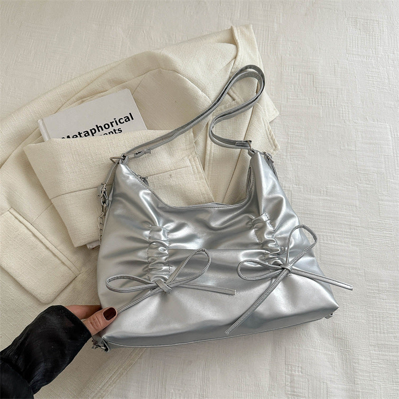 New Pleated Bow Tote Bag Women's Large Capacity Commuter Shoulder Chain Design Urban Simple Style