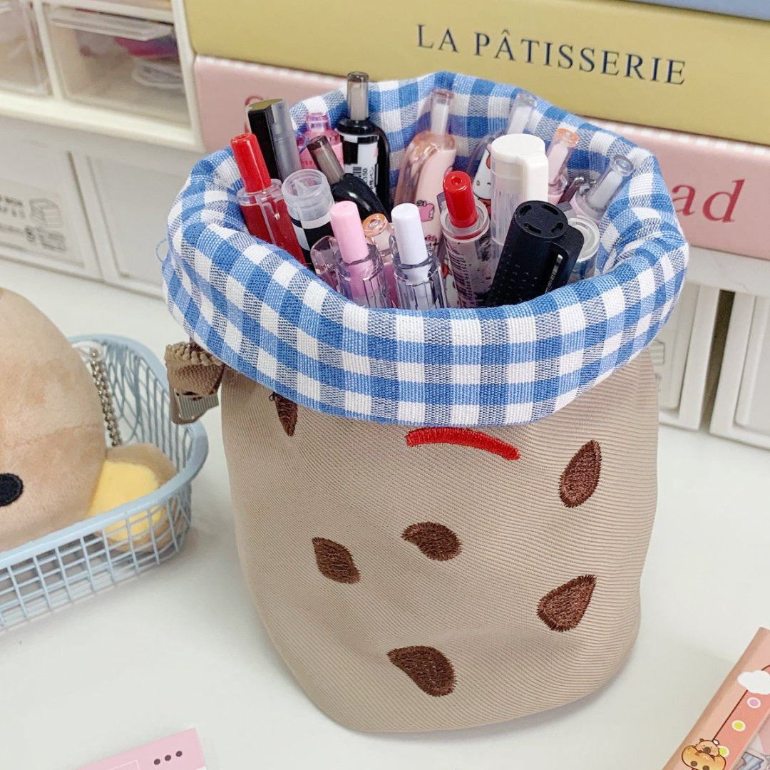 Cute Cookie-Shaped Pencil Case with Foldable Design and High Capacity for Students' Stationery Storage