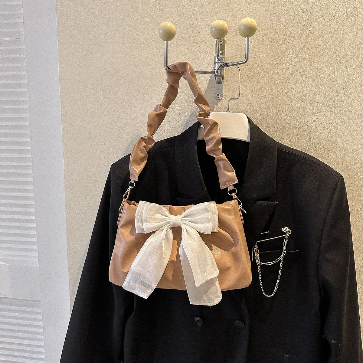 This Year's Popular Small Bag Women's New Fashion Casual Chain Crossbody Cute Bow Shoulder Underarm Bag