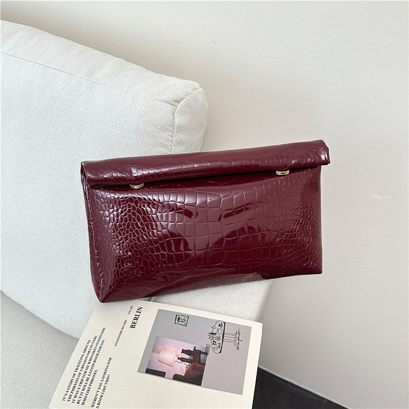 Clutch Women's New Solid Color Oily Leather All-Matching Western Style Leisure Commute Party Fashion Personality Dinner Bag
