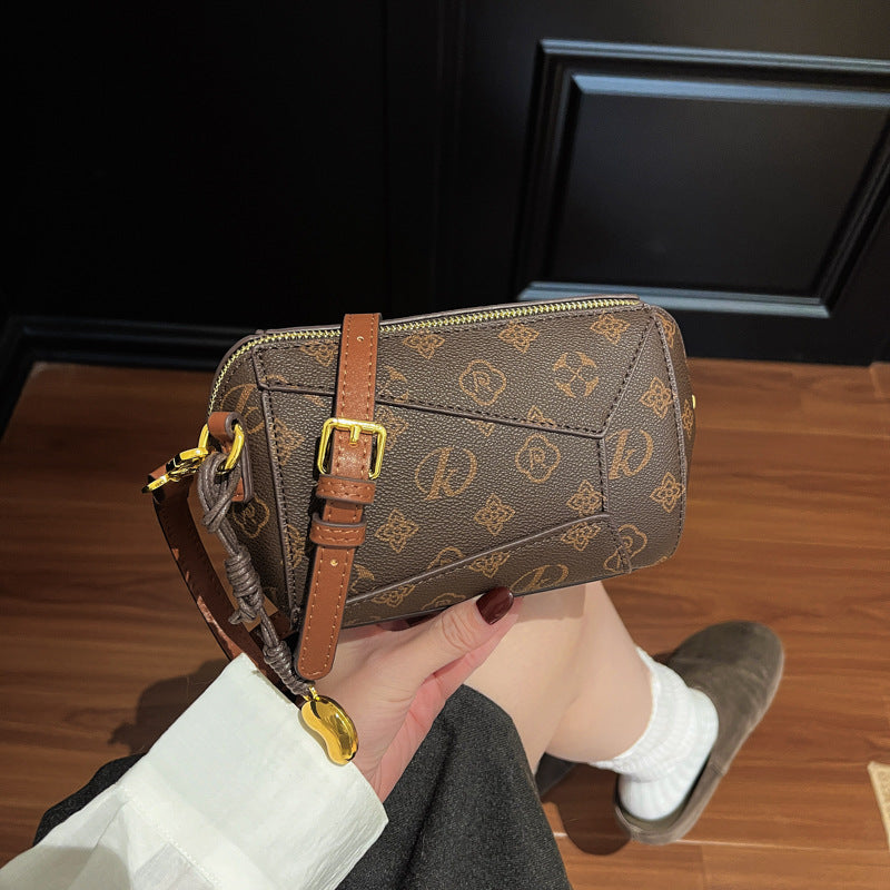 New Letter Printing Fashion Messenger Bag Women's Urban Simple Style Zipper Design Practical Inner Bag Commuter's All-Matching Shoulder Bag