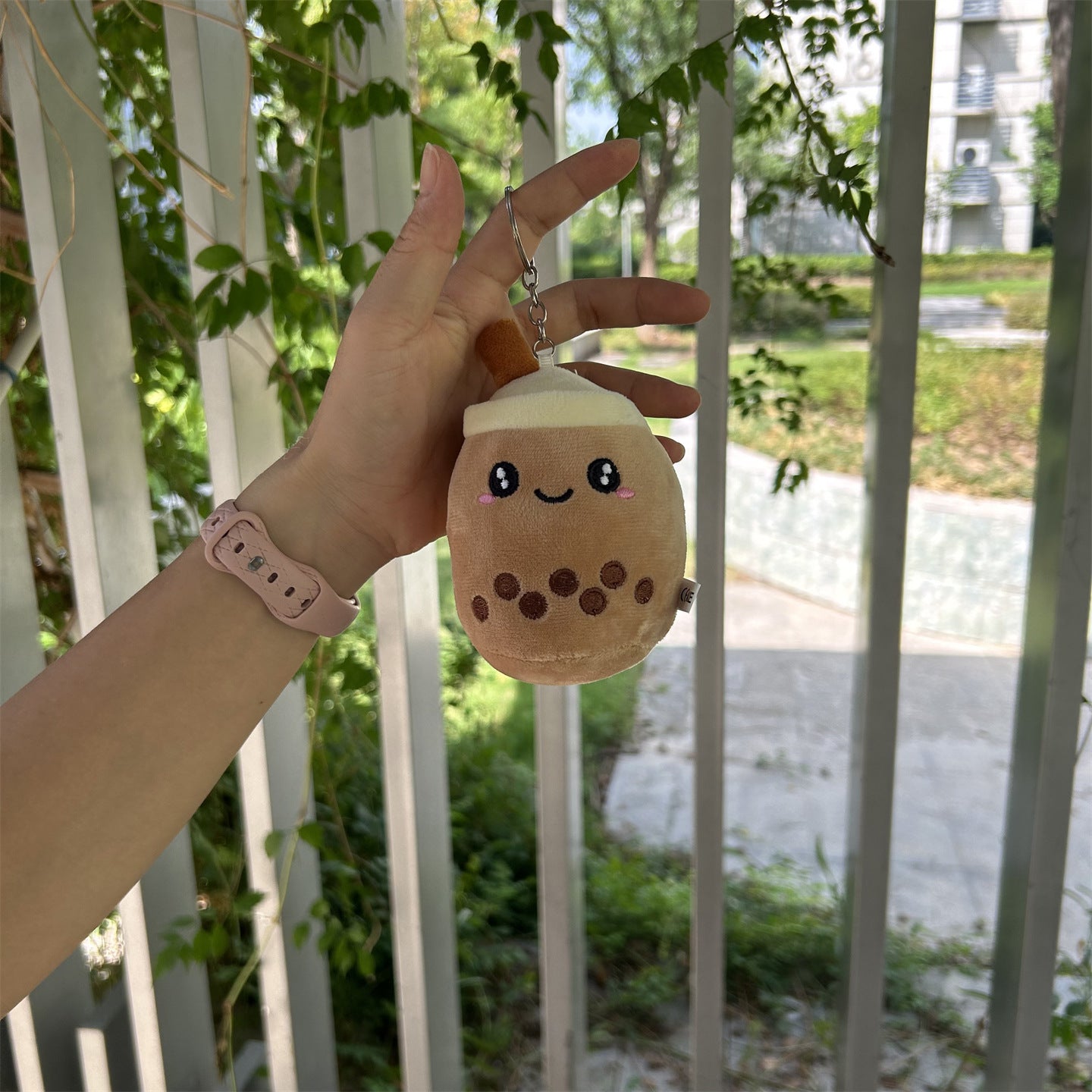 Handbag Pendant Cute Cartoon Bubble Tea Plush Pendant Smiley Strawberry Design Suitable for Bag Matching