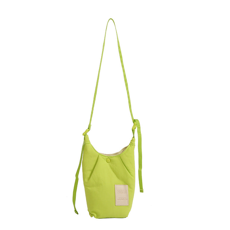 Simple Fashion Shoulder Bag Women's Large Capacity Commuter Style Mobile Phone Bag Trendy Design