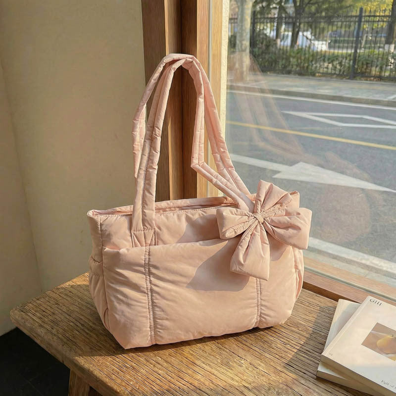 Winter New Bow Tote Bag with Quilted Design and Zipper Closure for Daily Use