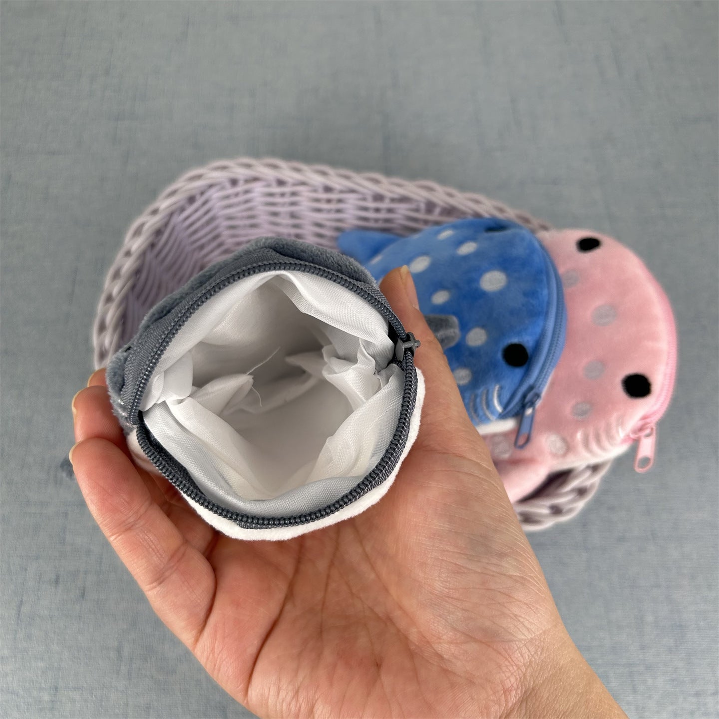 Women's Wallet Cute Plush Loving Heart Shark Coin Purse Children's Daily Storage Hair Ring Hairpin Carry Bag