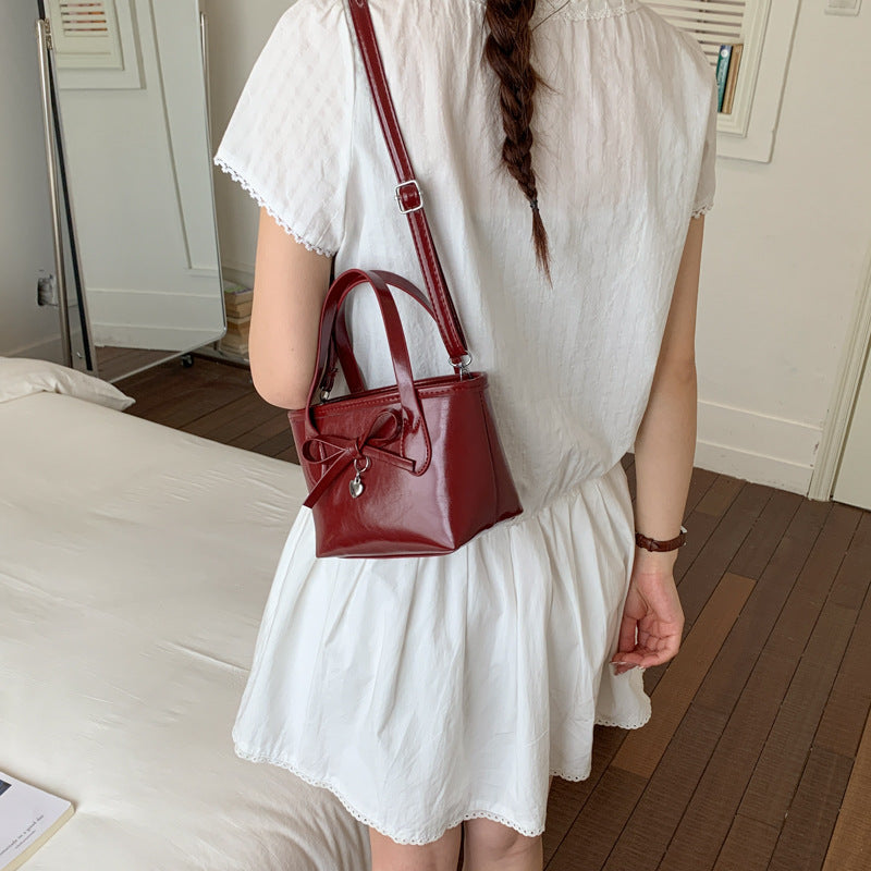 New Fashion Bowknot Bucket Bag Soft Pu Material Portable Crossbody Everyday Joker Practical Design