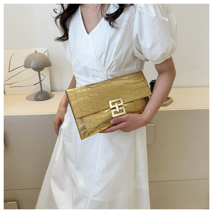 Elegant Crocodile Texture Clutch Bag for Women, Fashionable Envelope Design with Gold Buckle, Perfect for Daily Use and Casual Outings