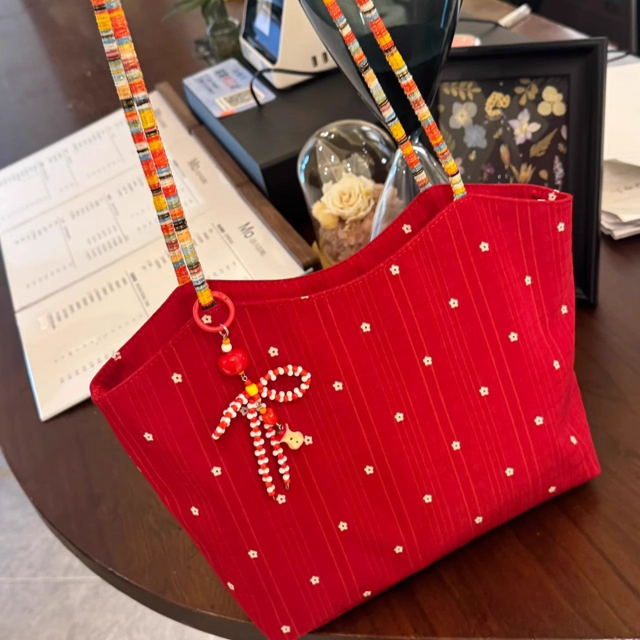 Korean-style red floral canvas bag, women¡¯s new contrast color weave commuter tote shoulder bag