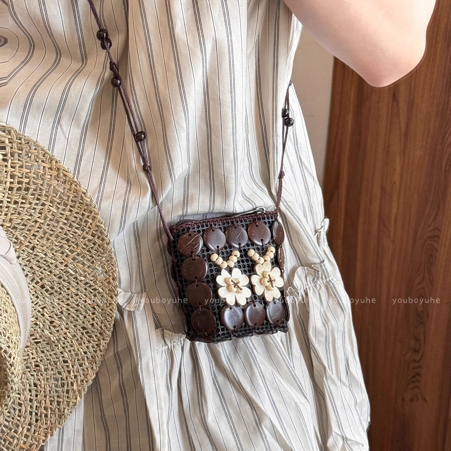 Bohemian Ethnic Style Coconut Shell Bag Women's Hand-Woven Mini Special-Interest Design Coin Purse