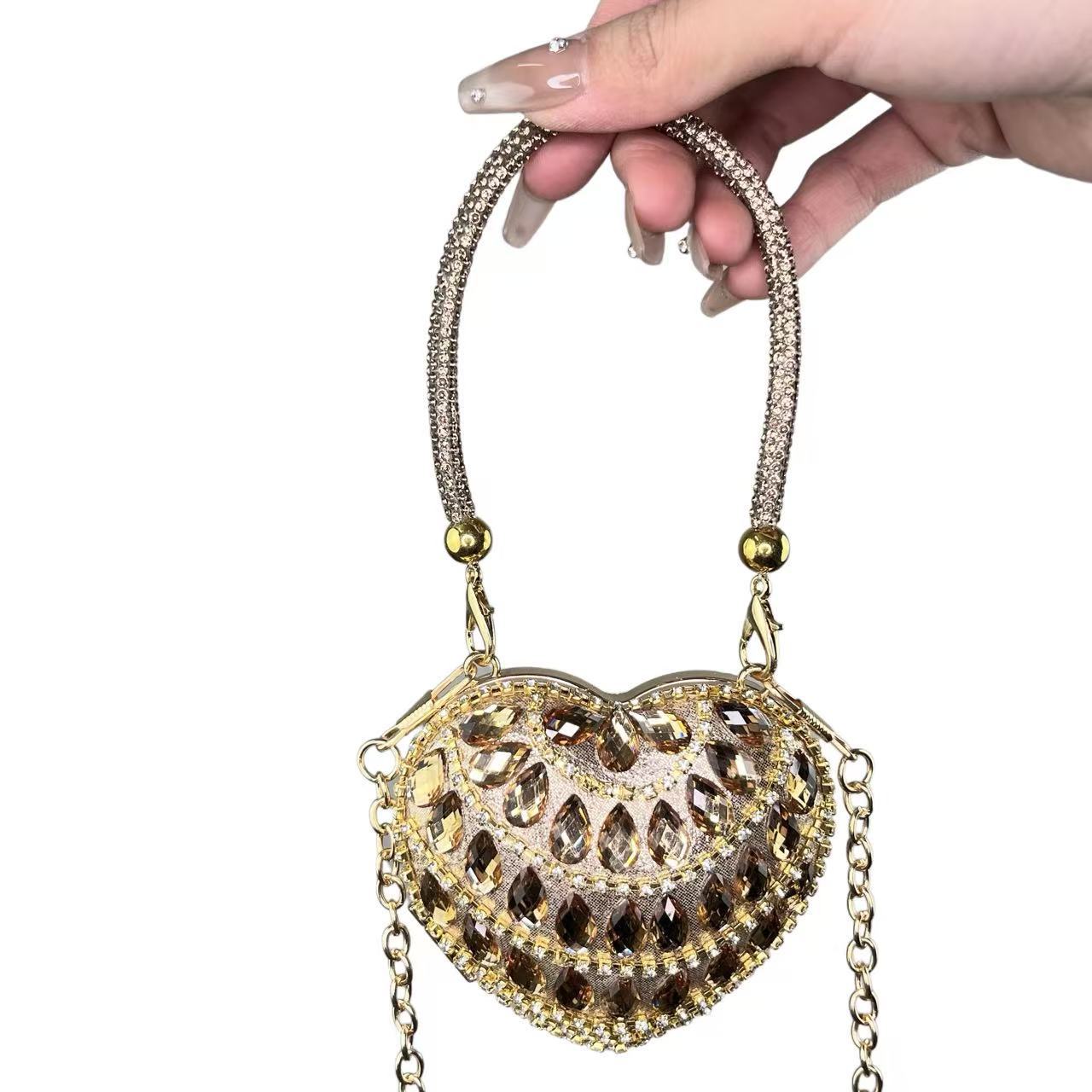 2025 New European Fashion Mini Heart-Shaped Crystal Clutch Bag with Chain Strap for Evening Party and Daily Use
