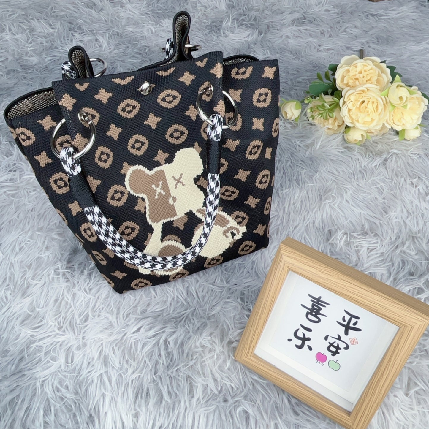 Women's Shoulder Bag New Hollow Canvas Handbag Color Rope Handle Large Capacity Daily Commuter Women's Bag
