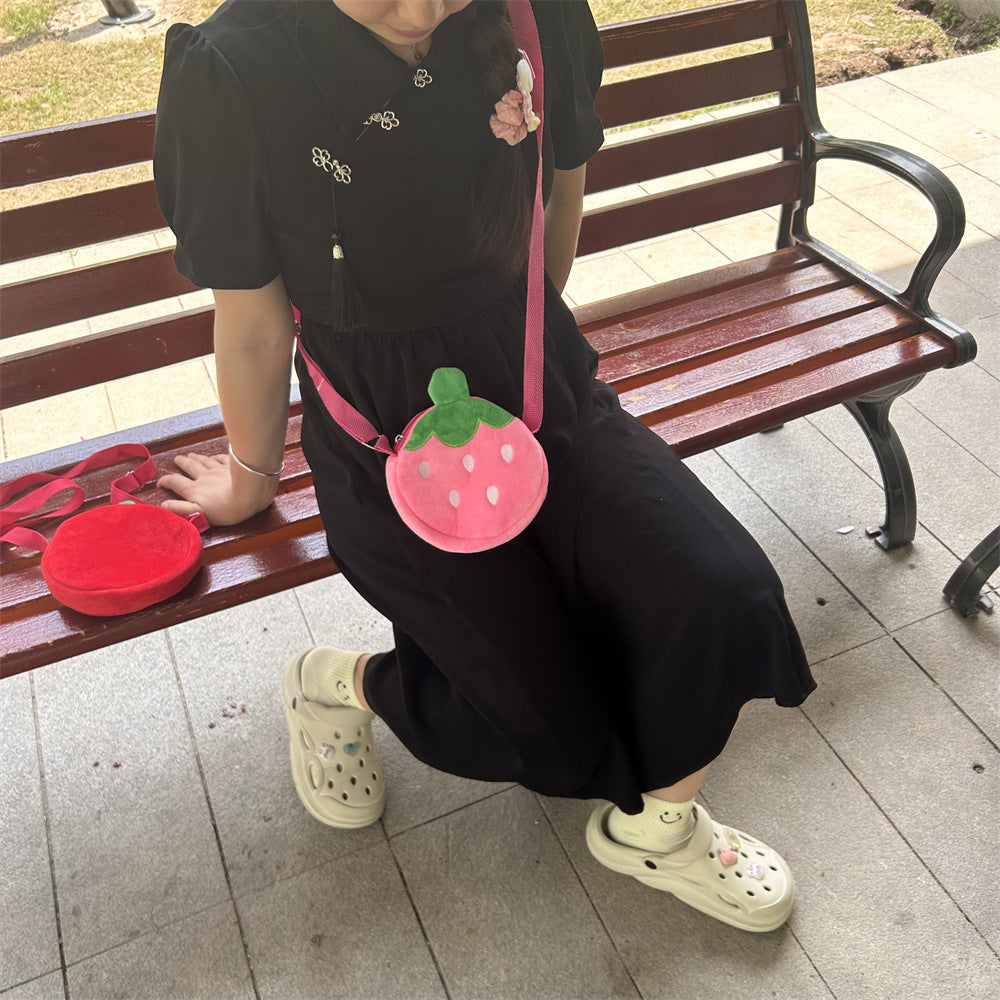Cute Strawberry Plush Crossbody Bag for Kids and Adults, Fashionable Daily Accessory with Cartoon Design