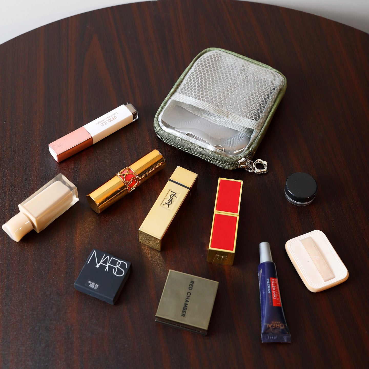 Portable Makeup Pouch with Mesh Compartment for Travel and Daily Use - Organized Cosmetic Storage Bag