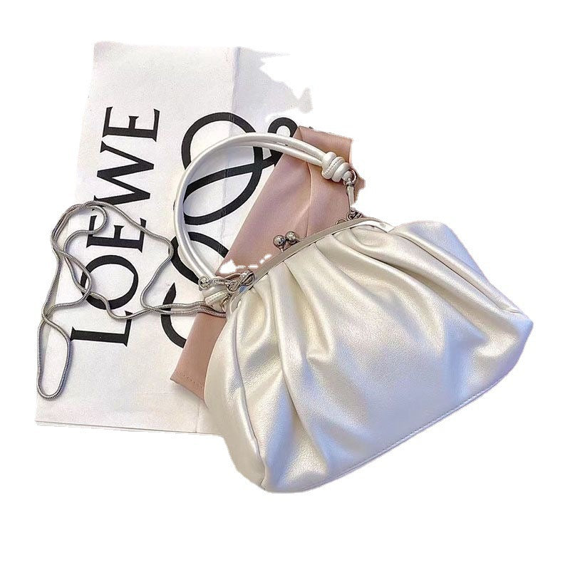 Cute Pleated Clutch Bag with Chain Strap, Soft Cloud Shape Handbag for Daily Wear, 2025 Spring New Style