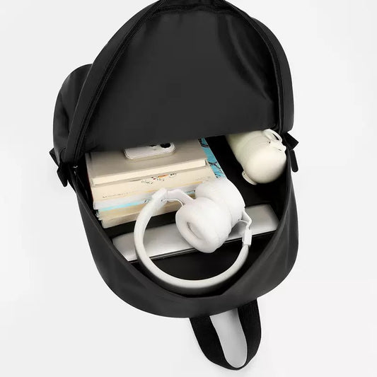 Lightweight Business Backpack for Men and Women with 16-inch Laptop Compartment, Breathable Design and Padded Shoulder Straps