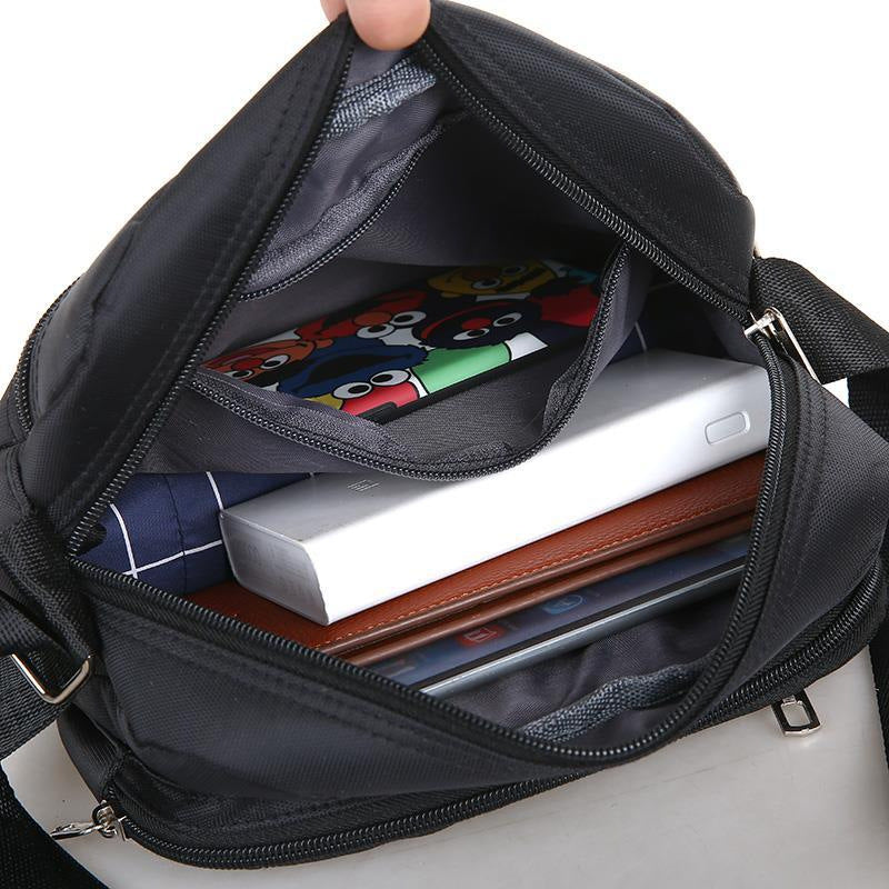 Fashionable Nylon Shoulder Bag with Multiple Pockets for Men and Women, Perfect for Daily Commute and Travel