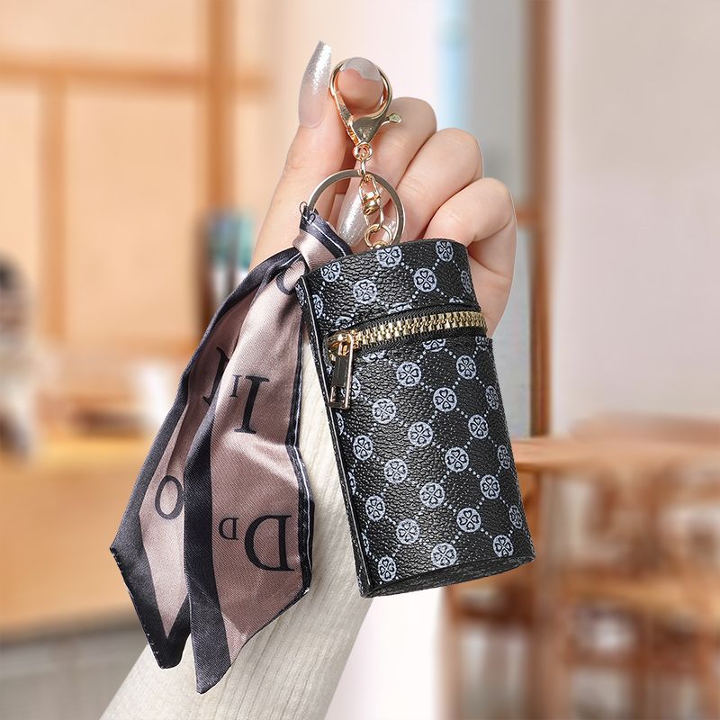 High Luxury Coin Purse Female Pendant Earphone Bag Lipstick Mini Keychain Bag Vintage Bucket Simple Pendant