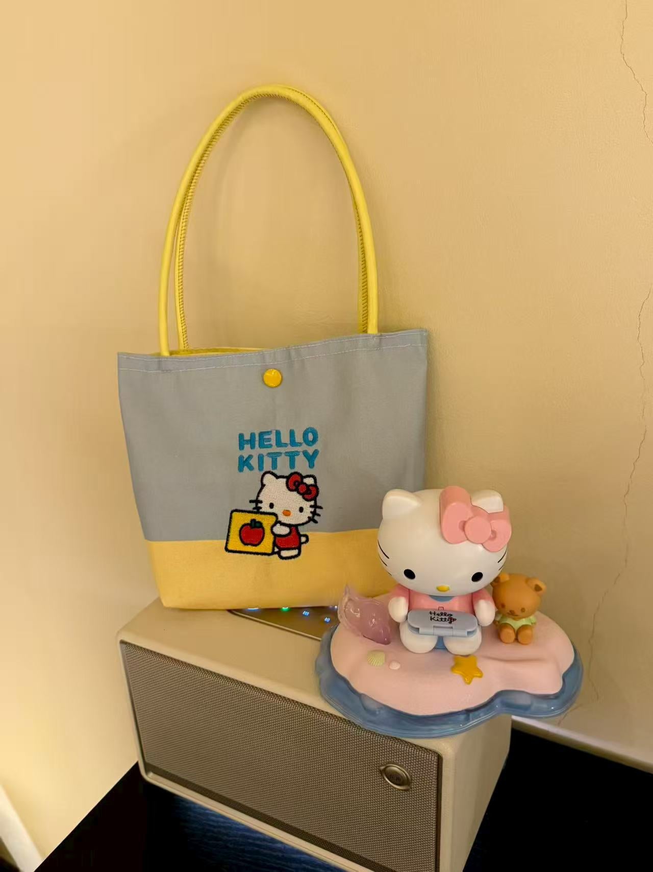 Women's Shoulder Handbag Cute Hello Kitty Embroidery Cartoon Tote Bag Large Capacity