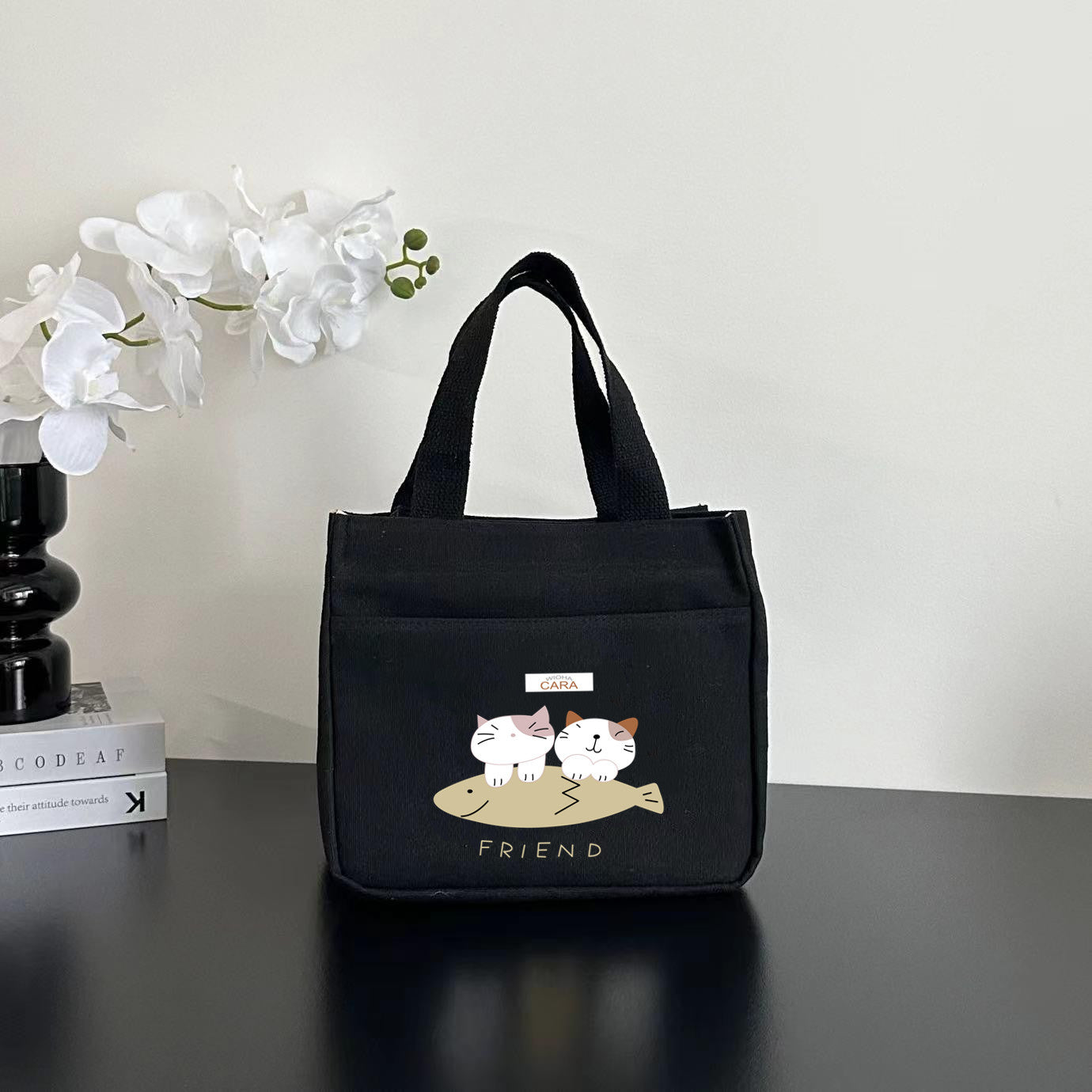 Women's Shoulder Bag Nordic Bear Canvas Tote Bag Zipper Design Cute Cartoon Pattern Daily Commuter Bento Tote Bag