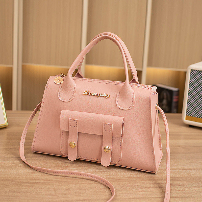 2025 New Korean Style Elegant Minimalist Crossbody Bag with Zipper Closure and Camera Pocket for Daily Use