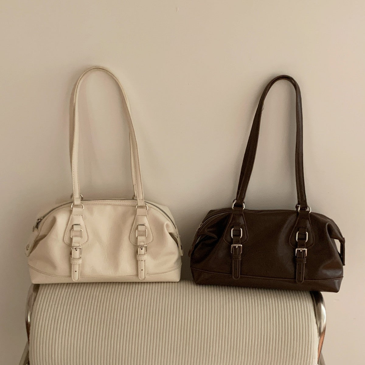 2026 Spring New Fashion Bowling Bag Women's Trendy Ins Style Crossbody Shoulder Bag with Large Capacity and Elegant Design