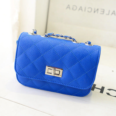 2025 Autumn New Quilted Chain Mini Crossbody Bag Women's Fashionable Small Square Shoulder Bag with Lock Clasp and Inner Pockets