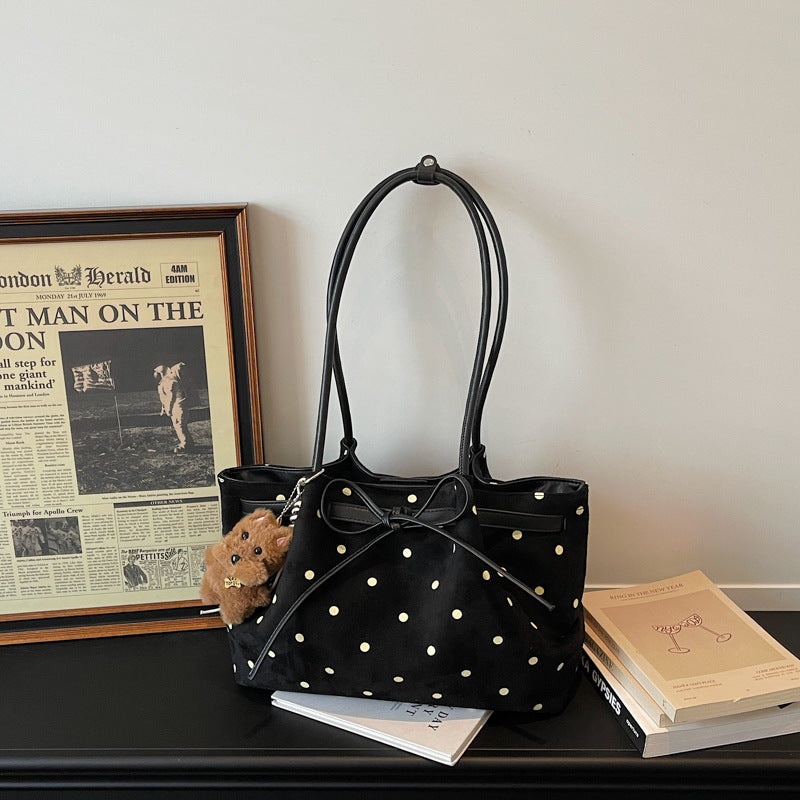 Vintage Polka Dot Tote Bag with Cute Bear Charm, Fashionable Drawstring Shoulder Bag for Daily Commute and Casual Outings