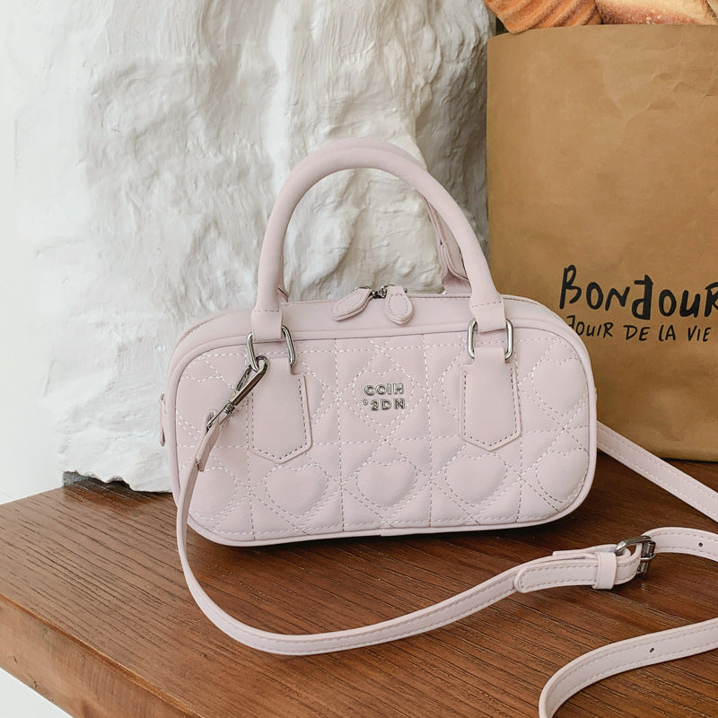 Elegant Quilted Crossbody Bag with Pearl Charm for Women, Fashionable Daily Use Handbag with Zipper Closure and Adjustable Strap