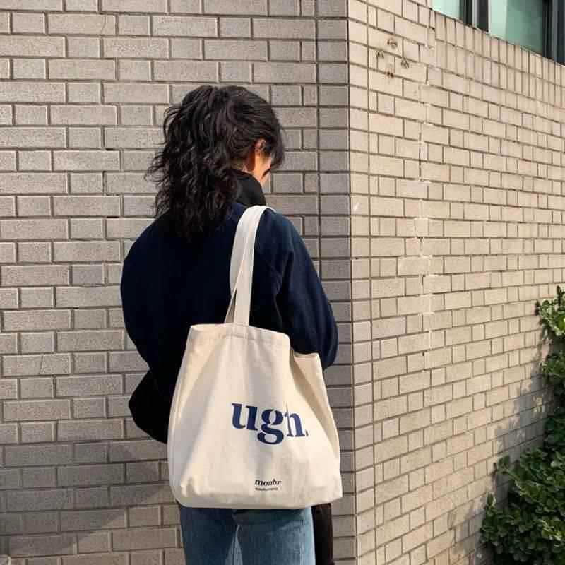 Young Wild and Free Canvas Tote Bag for Women - Stylish Everyday Shoulder Bag with Inspirational Print