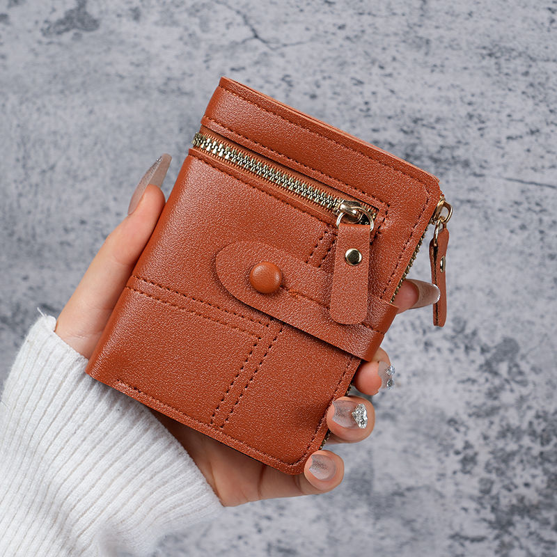 Chic Mini Wallet for Women with Zipper and Card Slots, Lightweight and Compact Design for Everyday Use